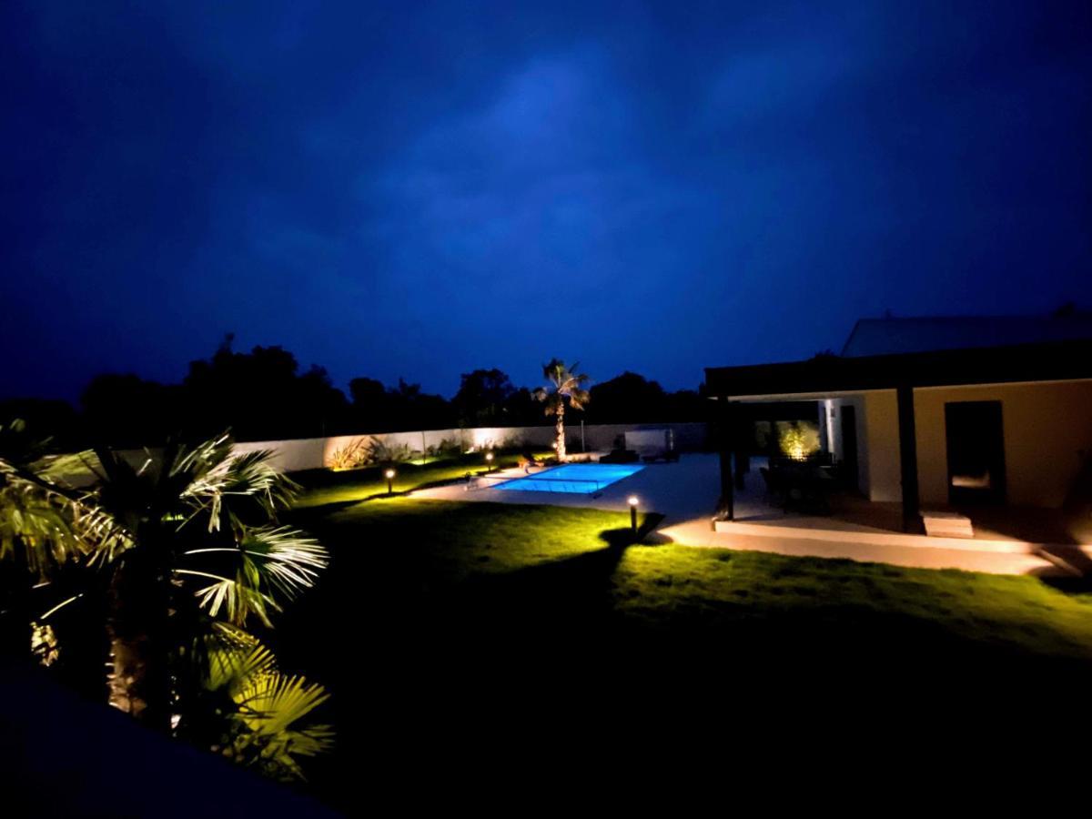 Villa Eni Medulin Sisan Heated Pool Exterior foto